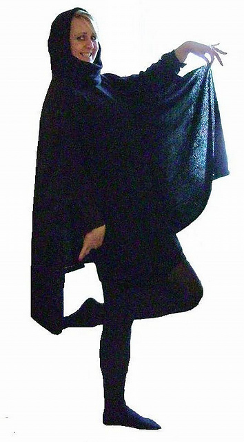 Hooded tuck stitch square shaped poncho