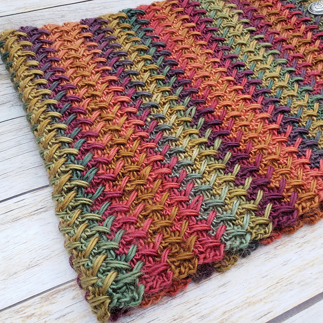 Crossroads Cowl