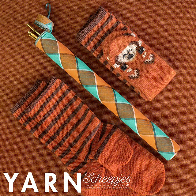 Red Panda Socks