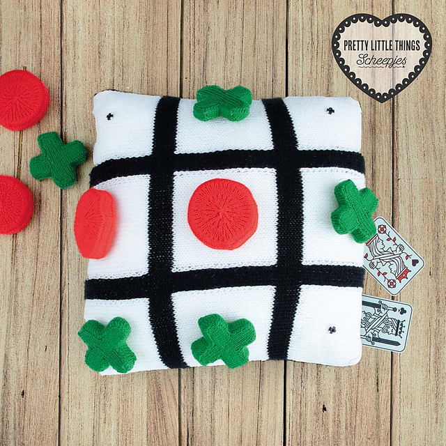 Noughts & Crosses Cushion