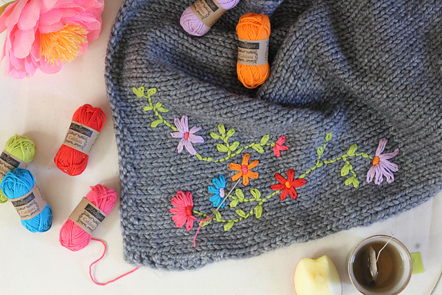 Frida Shawl