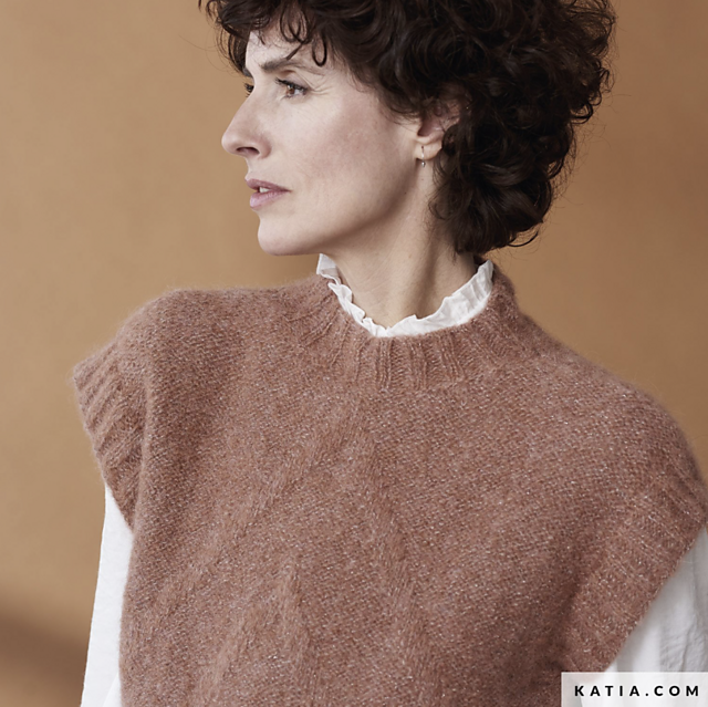 6185-41 Subtle Texture Round Neck Vest