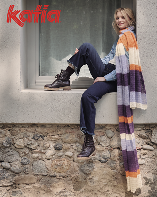 7912-9 Oversized Striped Scarf
