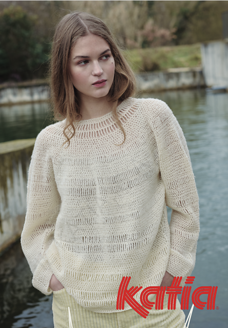 7533-1 Round Yoke Sweater