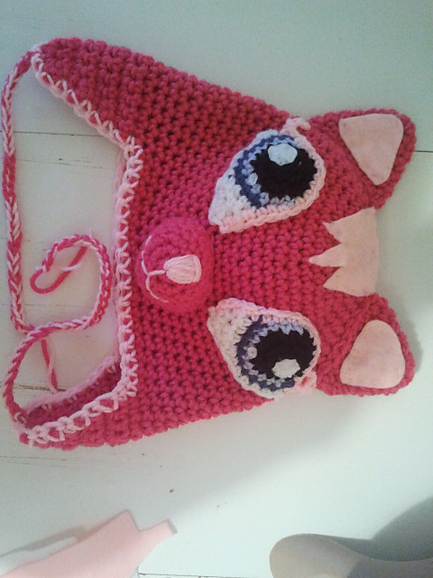Pinky kat hat