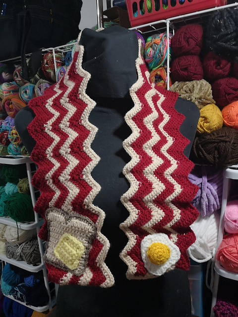Breakfast scarf