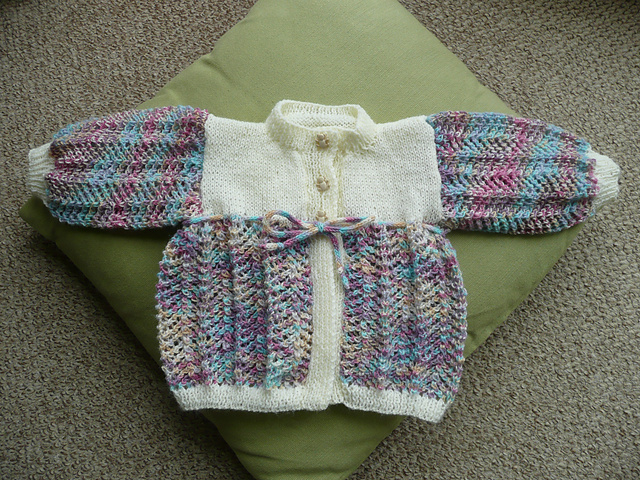 T182 Baby's Matinee Coat and Bonnet
