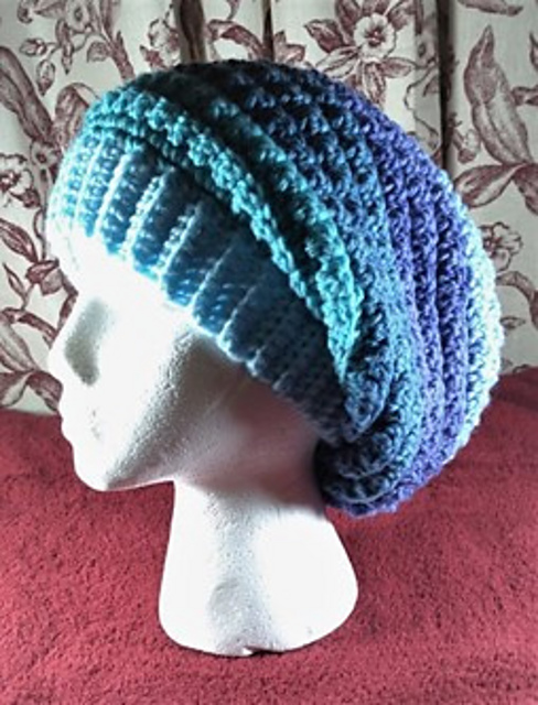 Feeling Loopy Slouchy Beanie