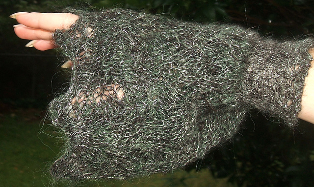 Sicilian Lace Fingerless Cuff Pattern