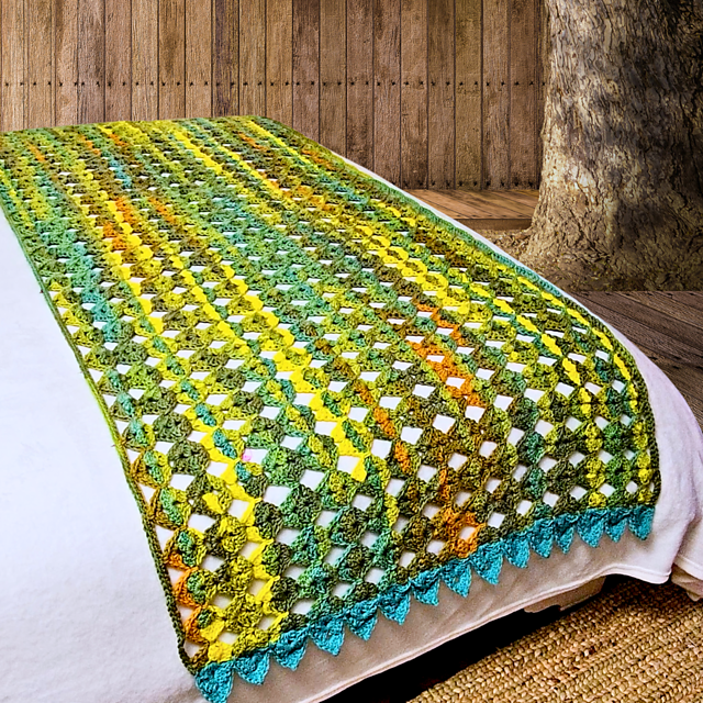 Diamond Acorn Bed Runner