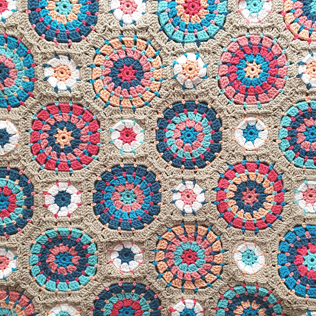 Frankly Circles Blanket