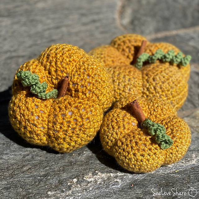 Single Ball Crochet Pumpkin Trio