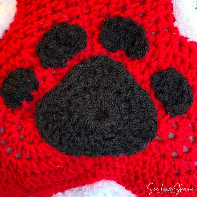 Dog Paw Motif