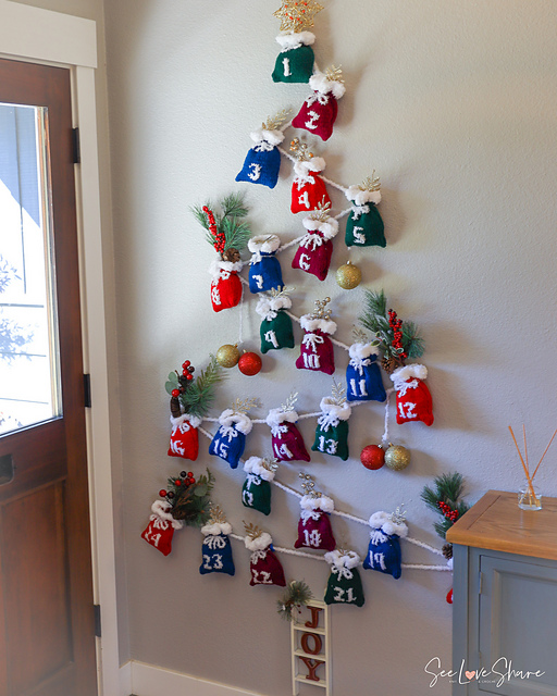 Advent Calendar Gift Pockets