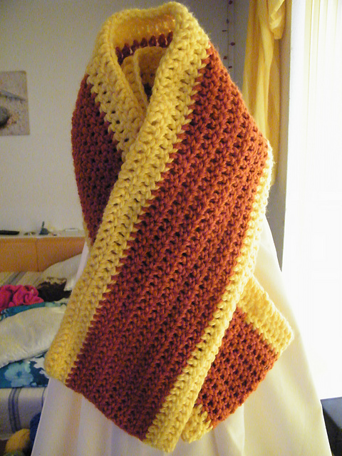 CCC - Candy Corn Cowl