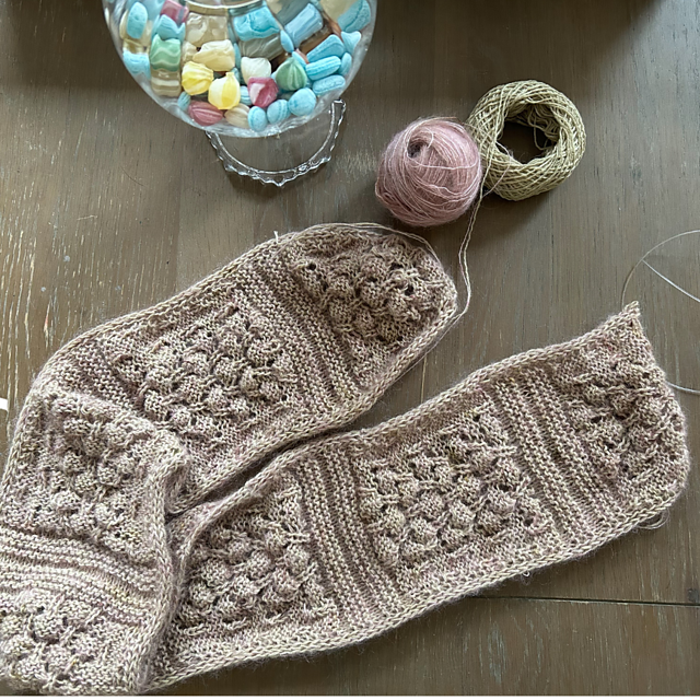 Berry Breeze Scarf