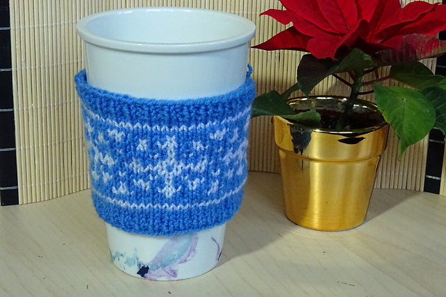 Snowflakes coffee sleeve