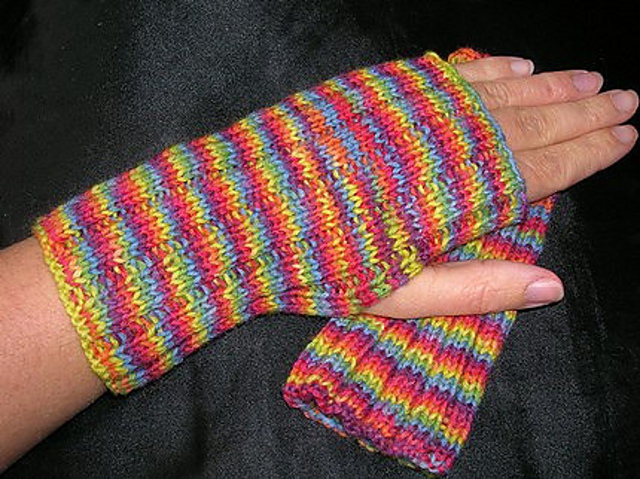 Simple fingerless mitts