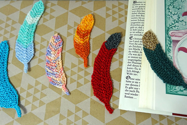 Feather bookmark