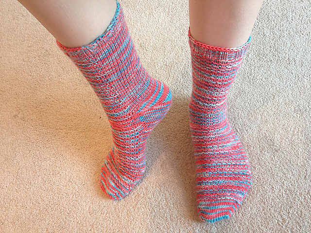 Simple Dashing Socks