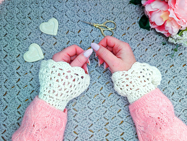 Victorian Lace Cuffs