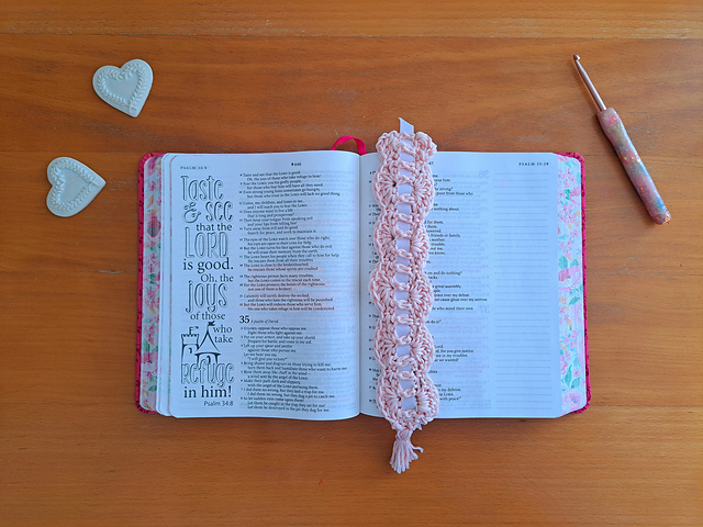 Romantic Bookmark