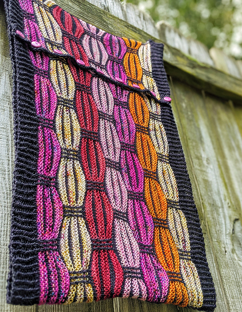 Monarch Cowl