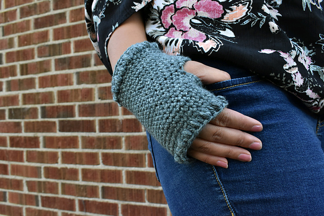 Woodland Wrist warmer