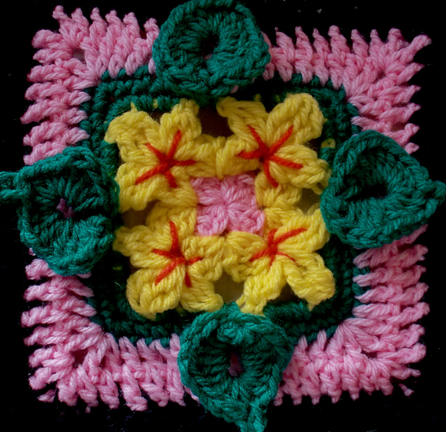 Celandine 6" Afghan block