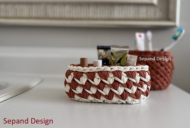 Recycled tshirt baskets 118