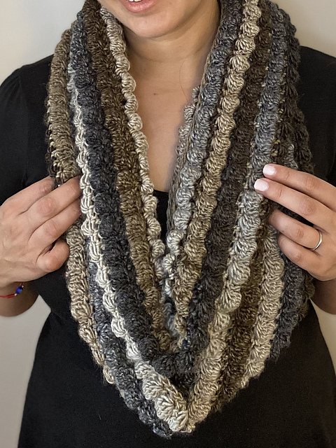 The Bobble Infinity Scarf