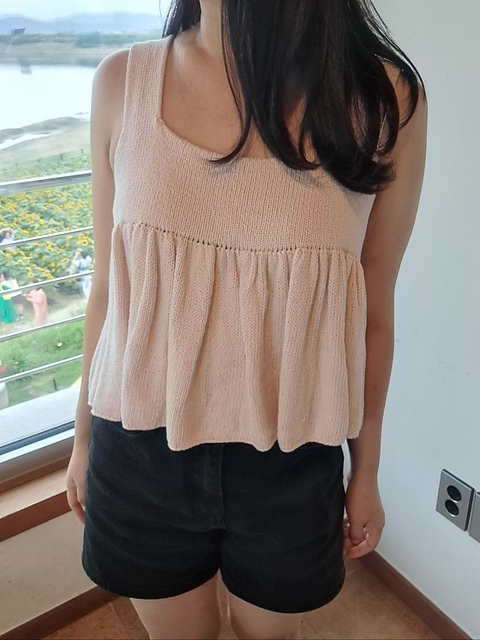 Frill Top
