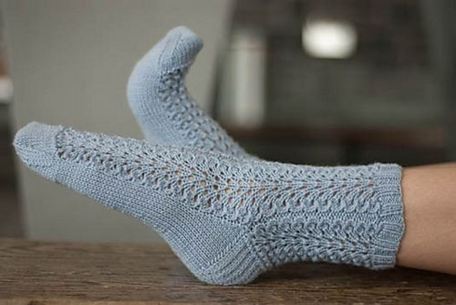 Scrollwork Socks