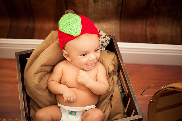 Very Berry Apple Hat
