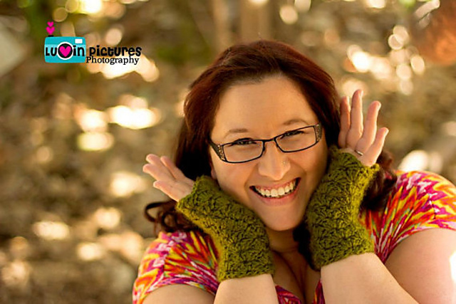 Shelly Chevy Wrist Warmers