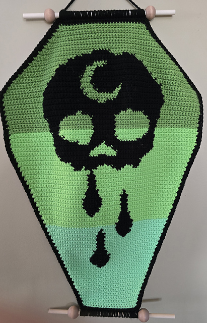 No.5205 Death 壁掛け ホラー デコレーション スカル グリーン Ravelry: The Funeral Portrait coffin & skull pattern by Jenn Hoare