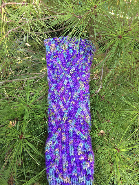 Colored Cables Leg Warmers