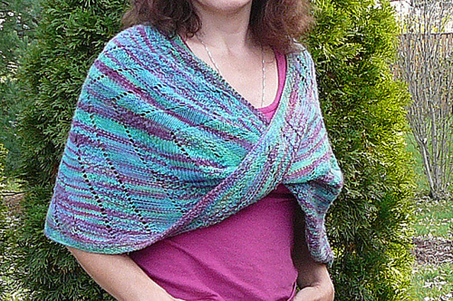 Arrowhead Moebius Shrug