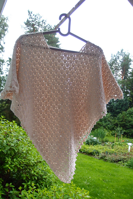 Kultakutri-poncho