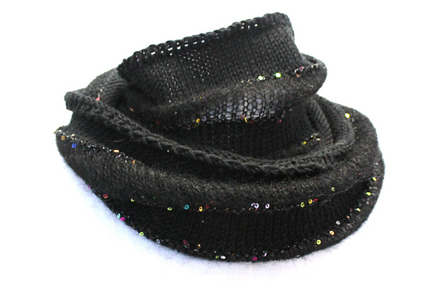 Empty Space Sparkle Cowl