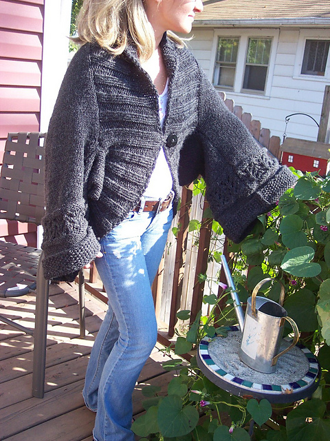 Ravelry: Shiver pattern by Cassandra Harada