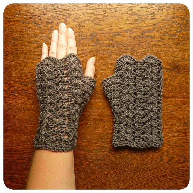 Glorieux Mitts DK