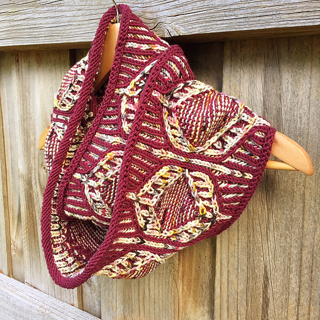 Wulura Cowl Fingering Weight