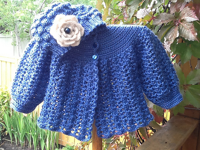 Crocheted Shell Set for 6 Months