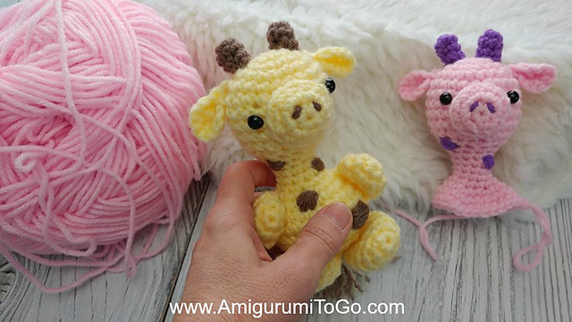 Mini Safari Friends Giraffe