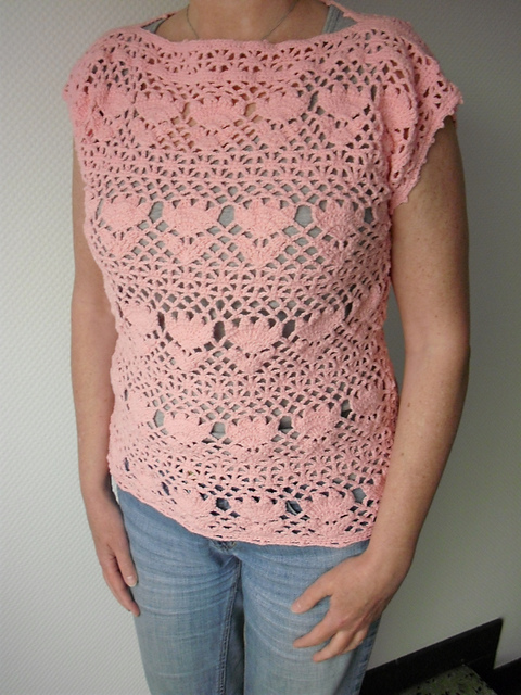 4 - Tulip Pattern Top (チューリップ模様のプルオーバー)