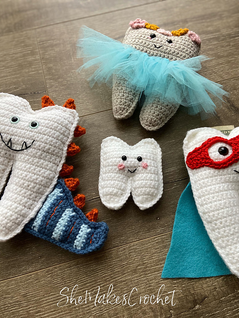 Small Tooth Pillow