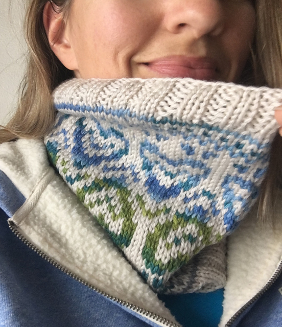 Hearts on Hearts cowl