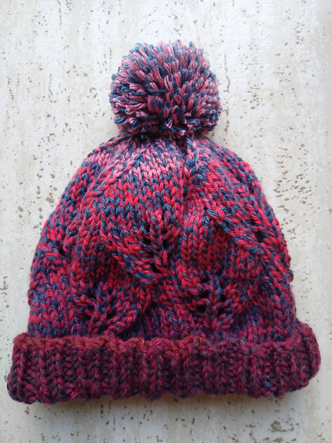Overlapping Leaves Hat