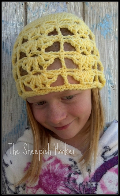 Fans & Lattice Spring Hat